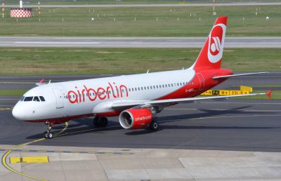 Photo of aircraft D-ABFC operated by Air Berlin