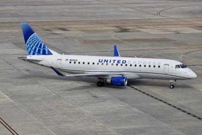 Photo of aircraft N615UX operated by United Express