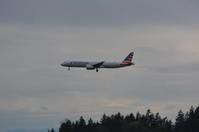 Photo of aircraft N575UW operated by American Airlines