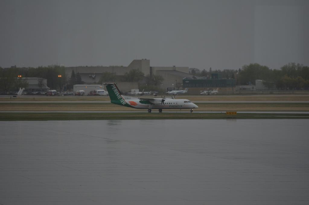 Photo of aircraft C-GJYZ operated by Perimeter Aviation