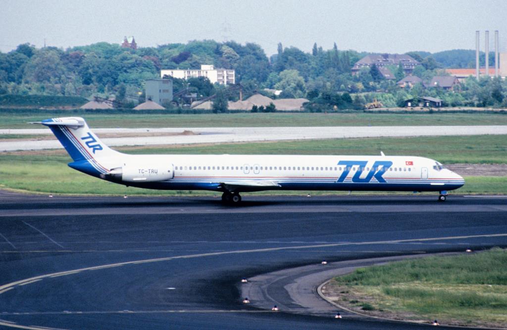 Photo of aircraft TC-TRU operated by TUR European Airways