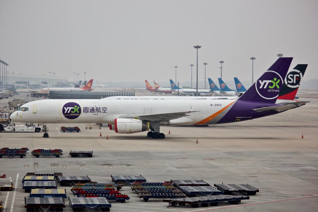 Photo of aircraft B-2812 operated by YTO Cargo Airlines