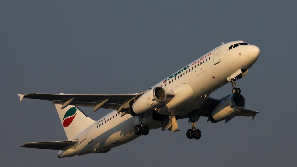 Photo of aircraft LZ-LAB operated by Bulgarian Air Charter