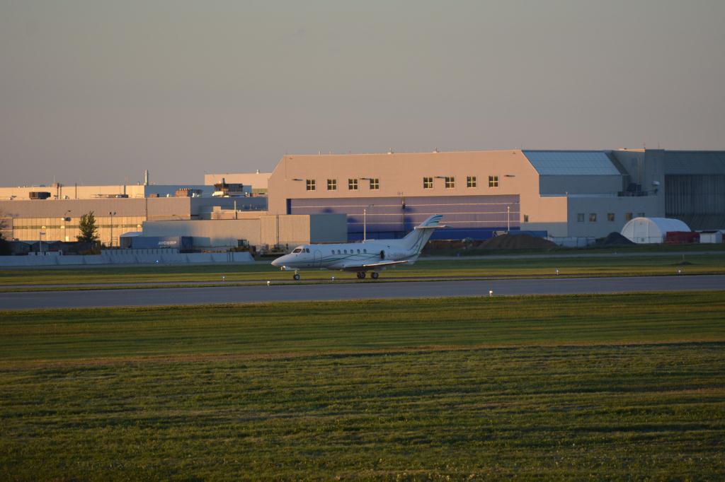 Photo of aircraft C-GOHJ operated by Starlink Aviation