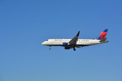 Photo of aircraft N241SY operated by Delta Connection