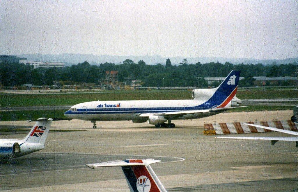 Photo of aircraft C-FTNA operated by Air Transat
