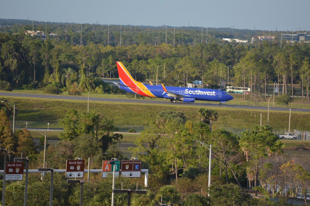 Photo of aircraft N8310C operated by Southwest Airlines
