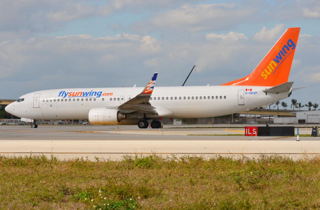Photo of aircraft C-GKVP operated by Sunwing Airlines