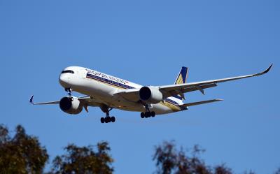 Photo of aircraft 9V-SHH operated by Singapore Airlines