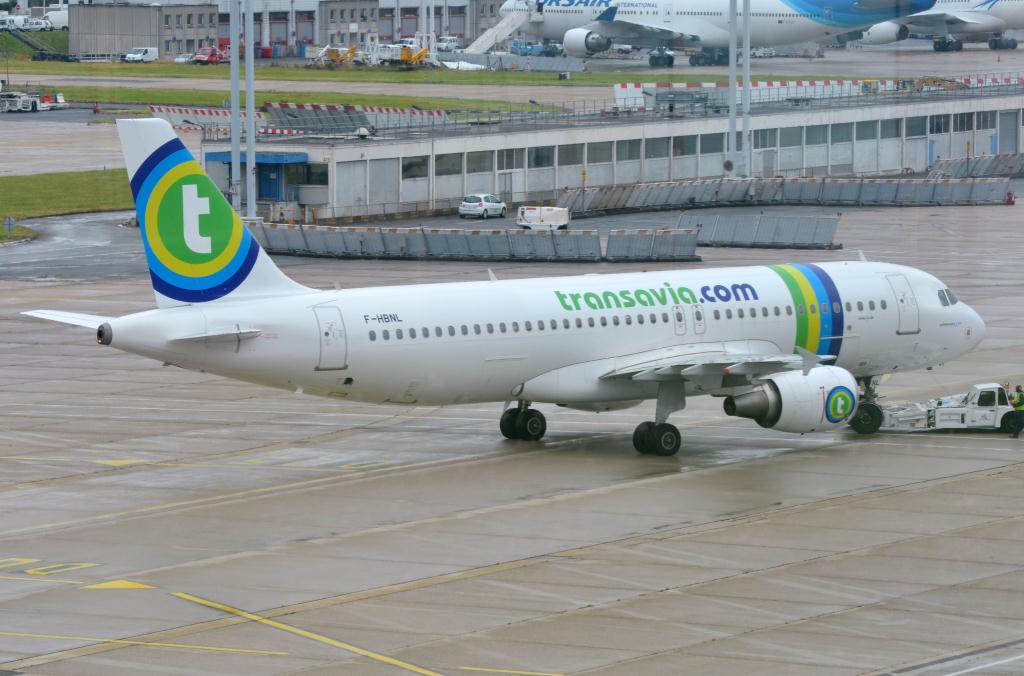 Photo of aircraft F-HBNL operated by Transavia France