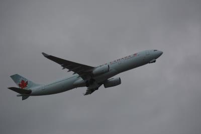 Image of aircraft registration C-GHKX - A A330-343 operated by Air Canada