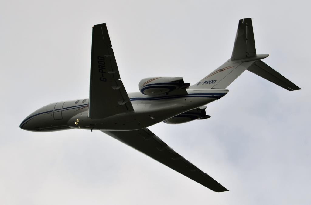 Photo of aircraft G-PROO operated by TAG Aviation (UK) Ltd