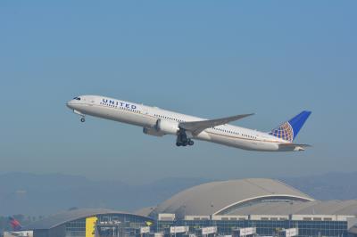Photo of aircraft N17002 operated by United Airlines