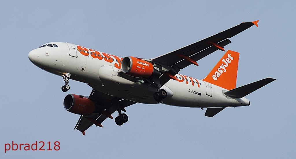 Photo of aircraft G-EZAK operated by easyJet