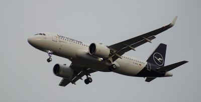 Photo of aircraft D-AINV operated by Lufthansa