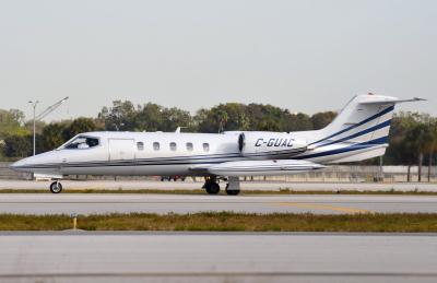 Photo of aircraft C-GUAC operated by Fox Flight Inc