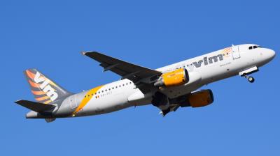 Image of aircraft registration OO-TCT - A A320-212 operated by VLM