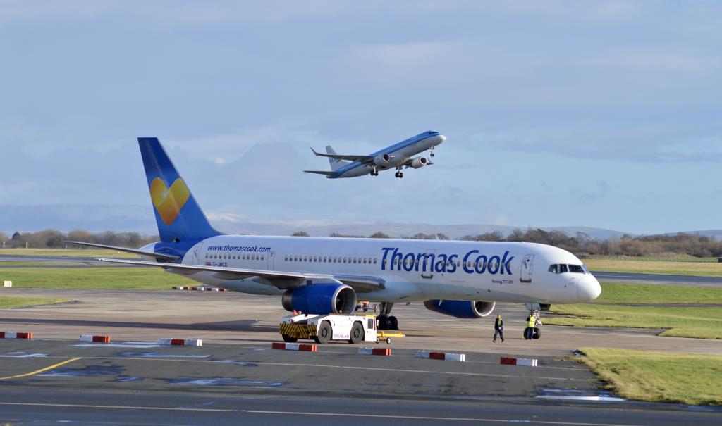 Photo of aircraft G-JMCD operated by JMC Airlines