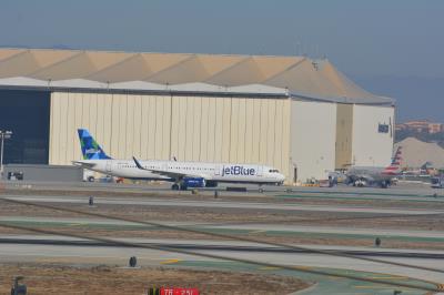 Photo of aircraft N987JT operated by JetBlue Airways