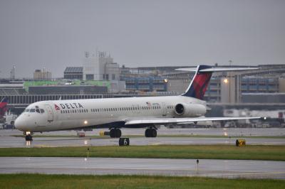 Photo of aircraft N971DL operated by Delta Air Lines