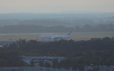 Image of aircraft registration F-GSPR - A 777-228(ER) operated by Air France