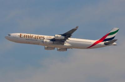 Photo of aircraft A6-ERM operated by Emirates