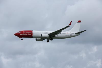 Photo of aircraft LN-ENS operated by Norwegian Air Shuttle