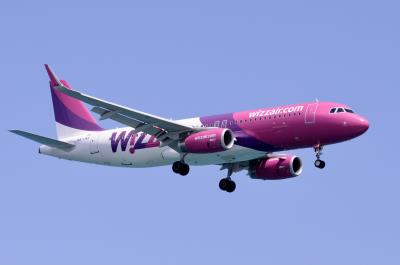 Image of aircraft registration HA-LWS - A A320-232(WL) operated by Wizz Air