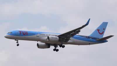 Photo of aircraft G-OOBA operated by Thomson Airways