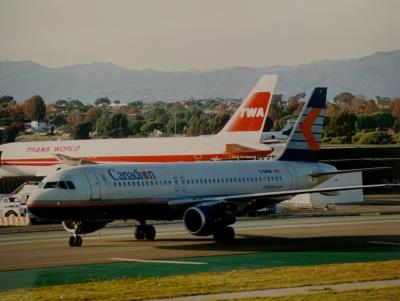 Photo of aircraft C-GPWG operated by Canadian Airlines International