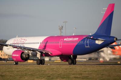 Photo of aircraft 9H-WAP operated by Wizz Air Malta
