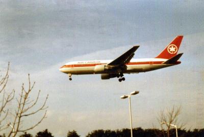 Photo of aircraft C-GAVF operated by Air Canada