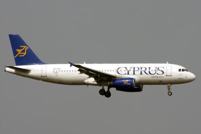 Image of aircraft registration 5B-DBD - A A320-231 operated by Cyprus Airways