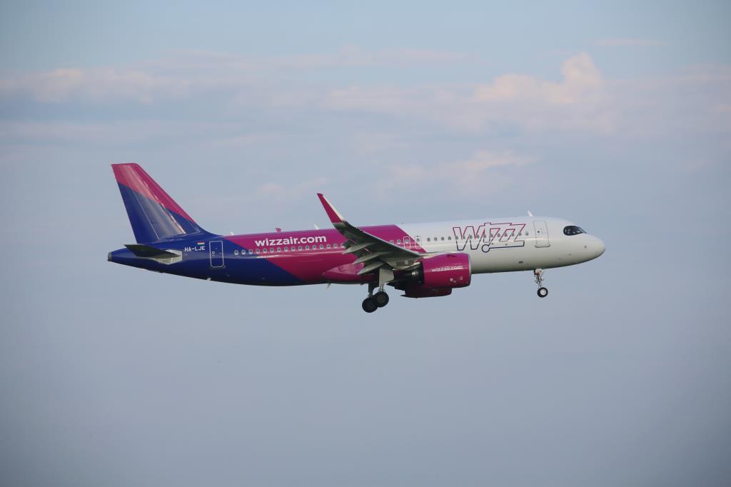 Photo of aircraft HA-LJE operated by Wizz Air