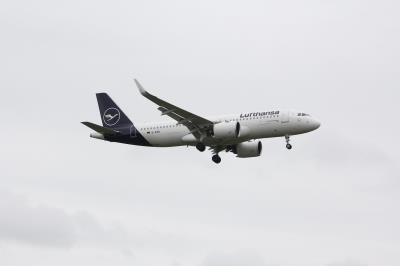 Photo of aircraft D-AINU operated by Lufthansa