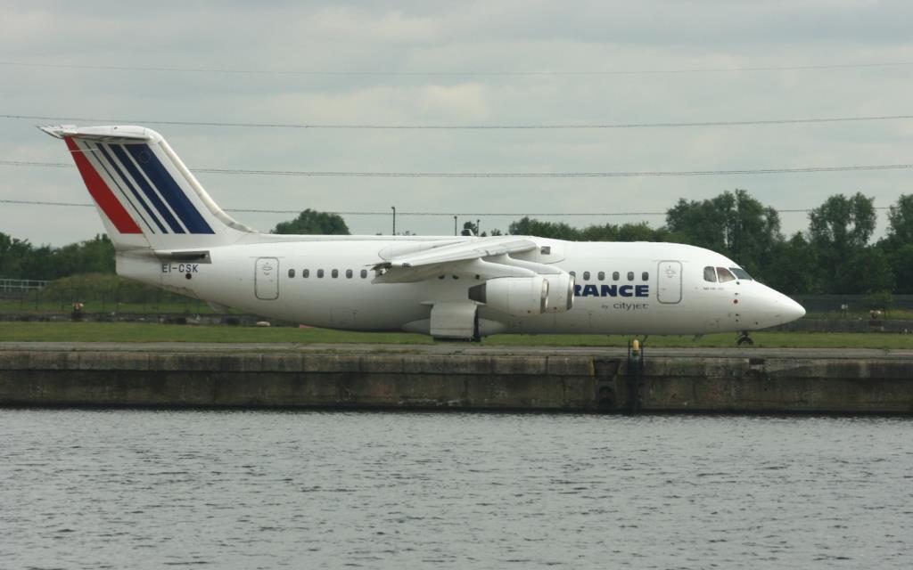 Photo of aircraft EI-CSK operated by Cityjet