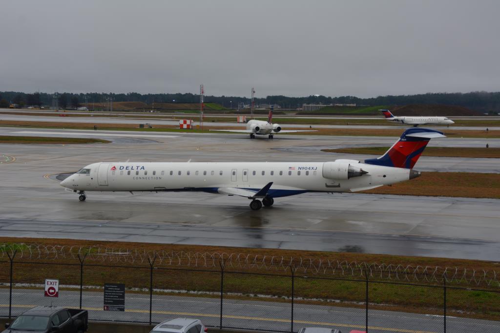 Photo of aircraft N904XJ operated by Endeavor Air