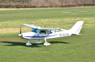 Photo of aircraft G-CLFG operated by Robert Edward Scott