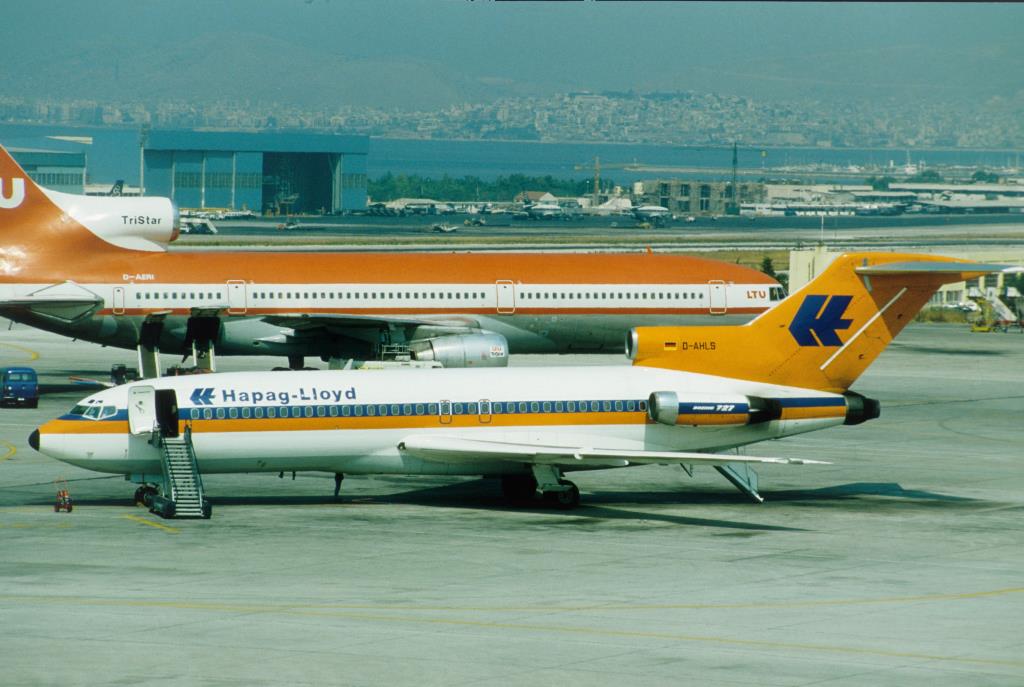 Photo of aircraft D-AHLS operated by Hapag-Lloyd