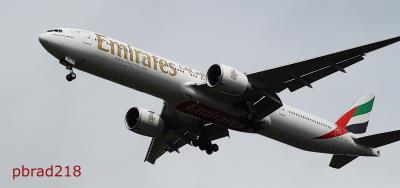 Photo of aircraft A6-EBU operated by Emirates