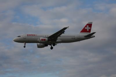 Photo of aircraft HB-IJM operated by Swiss