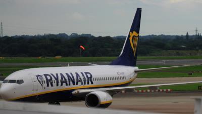 Photo of aircraft EI-EKR operated by Ryanair