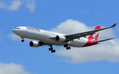 Photo of aircraft VH-QPF operated by Qantas