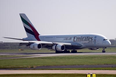 Photo of aircraft A6-EEZ operated by Emirates
