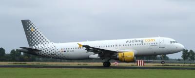 Photo of aircraft EC-LOB operated by Vueling