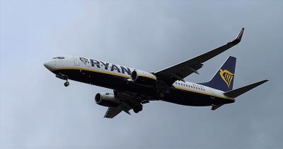 Photo of aircraft EI-GSJ operated by Ryanair