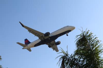 Photo of aircraft N274SY operated by Delta Connection