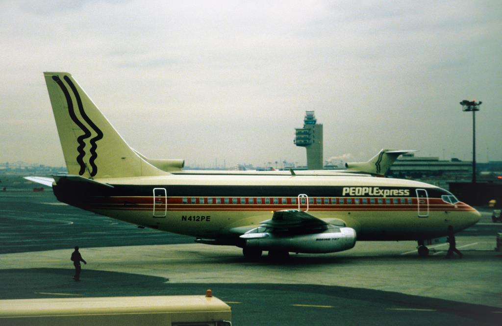 Photo of aircraft N412PE operated by People Express