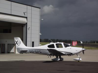 Photo of aircraft OO-EFC operated by Blue Sky Aviation