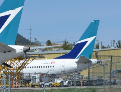 Photo of aircraft C-GRAX operated by WestJet